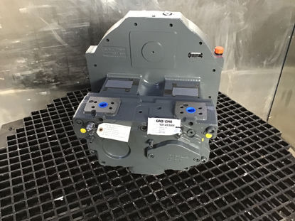 Liebherr image-picker-12A8CE0D-1C2E-4216-90BF-10302019451B-7792-00000CD9DEFDA9D0-JPG